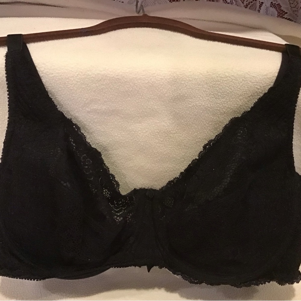 BARELY BREEZIES Black Lace Underwire Natural Adjust Strap 3 Hook Back Bra 44C